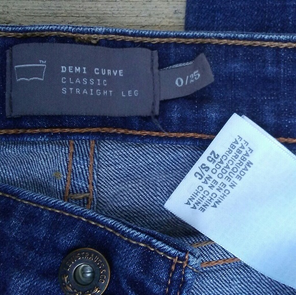 Levi's Jeans - Picture 5 of 5